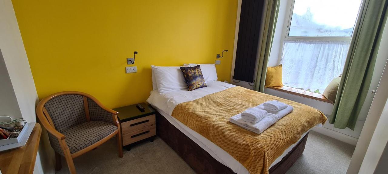 The Torland - Paignton Seafront - Free Parking, All Rooms En-Suite Dış mekan fotoğraf