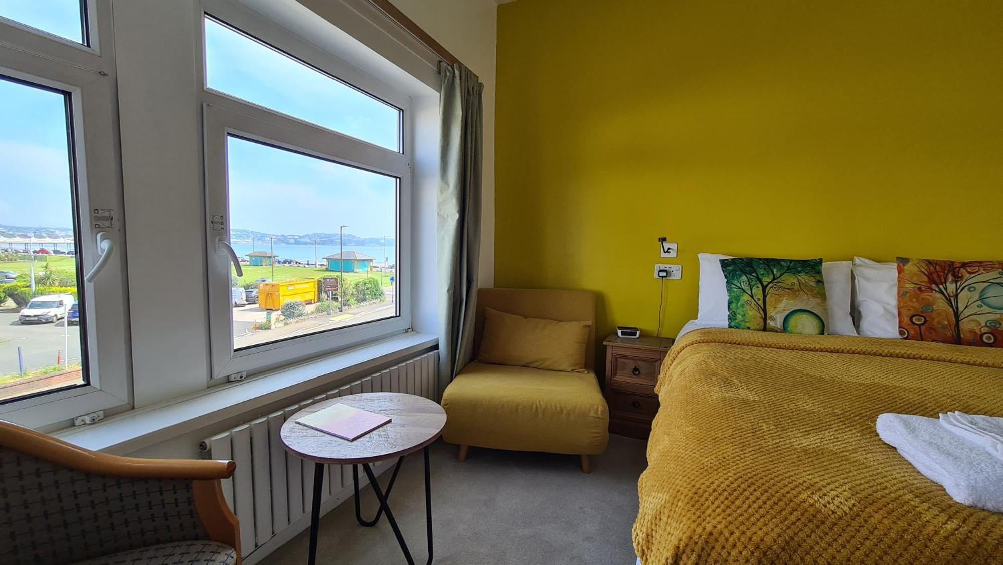 The Torland - Paignton Seafront - Free Parking, All Rooms En-Suite Dış mekan fotoğraf