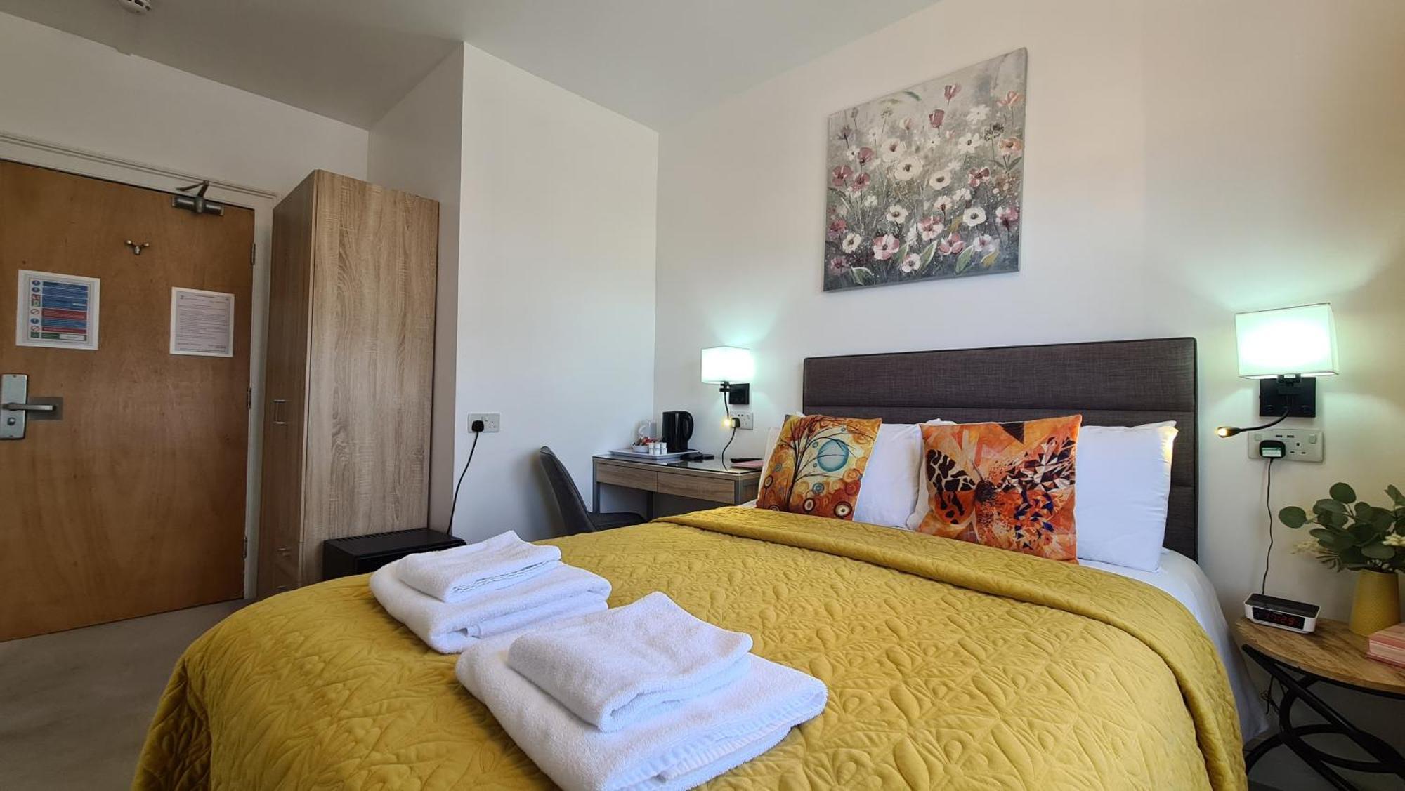 The Torland - Paignton Seafront - Free Parking, All Rooms En-Suite Dış mekan fotoğraf